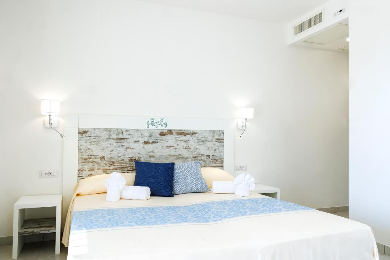 Mercury Beach Hotel SantʼAntìoco Dış mekan fotoğraf